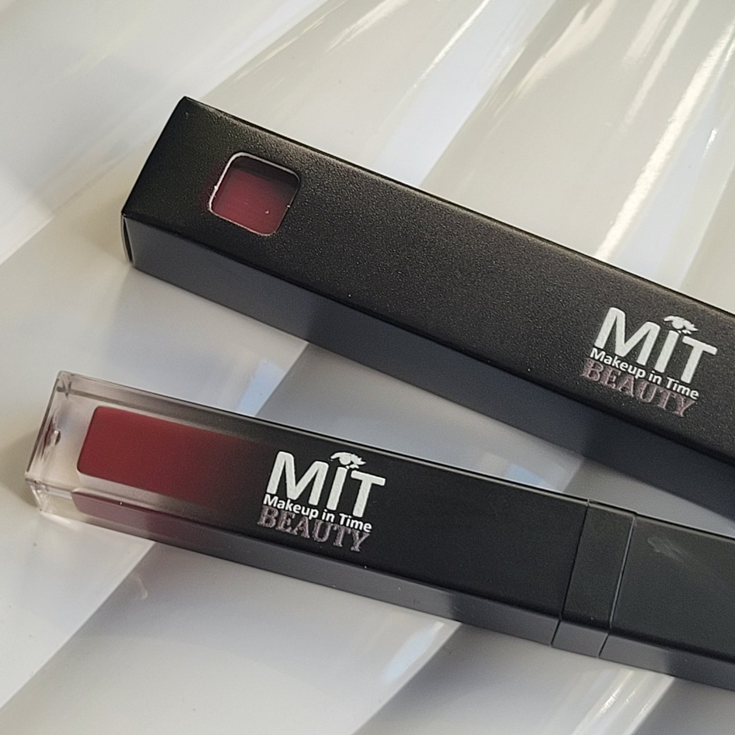 MIT Liquid Matte Ultra-Comfort Transfer-Proof Lipstick