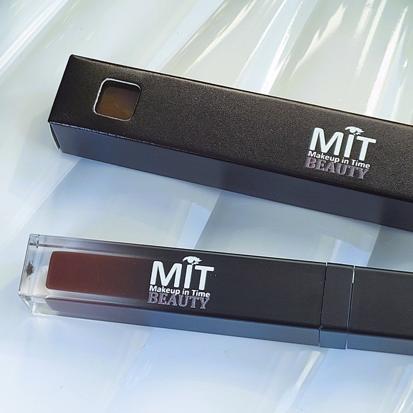 MIT Liquid Matte Ultra-Comfort Transfer-Proof Lipstick