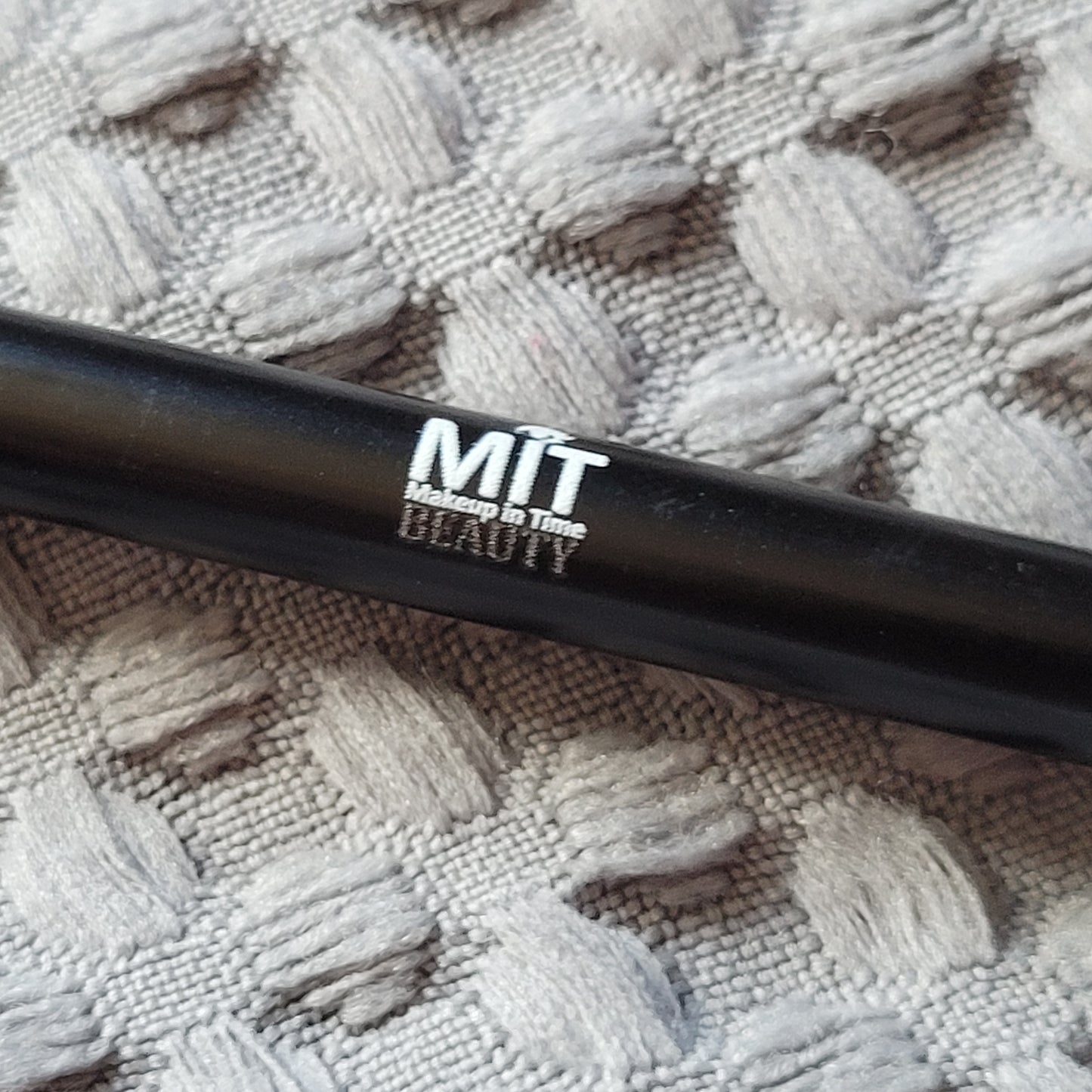 MIT Lip Pencil -  Brown