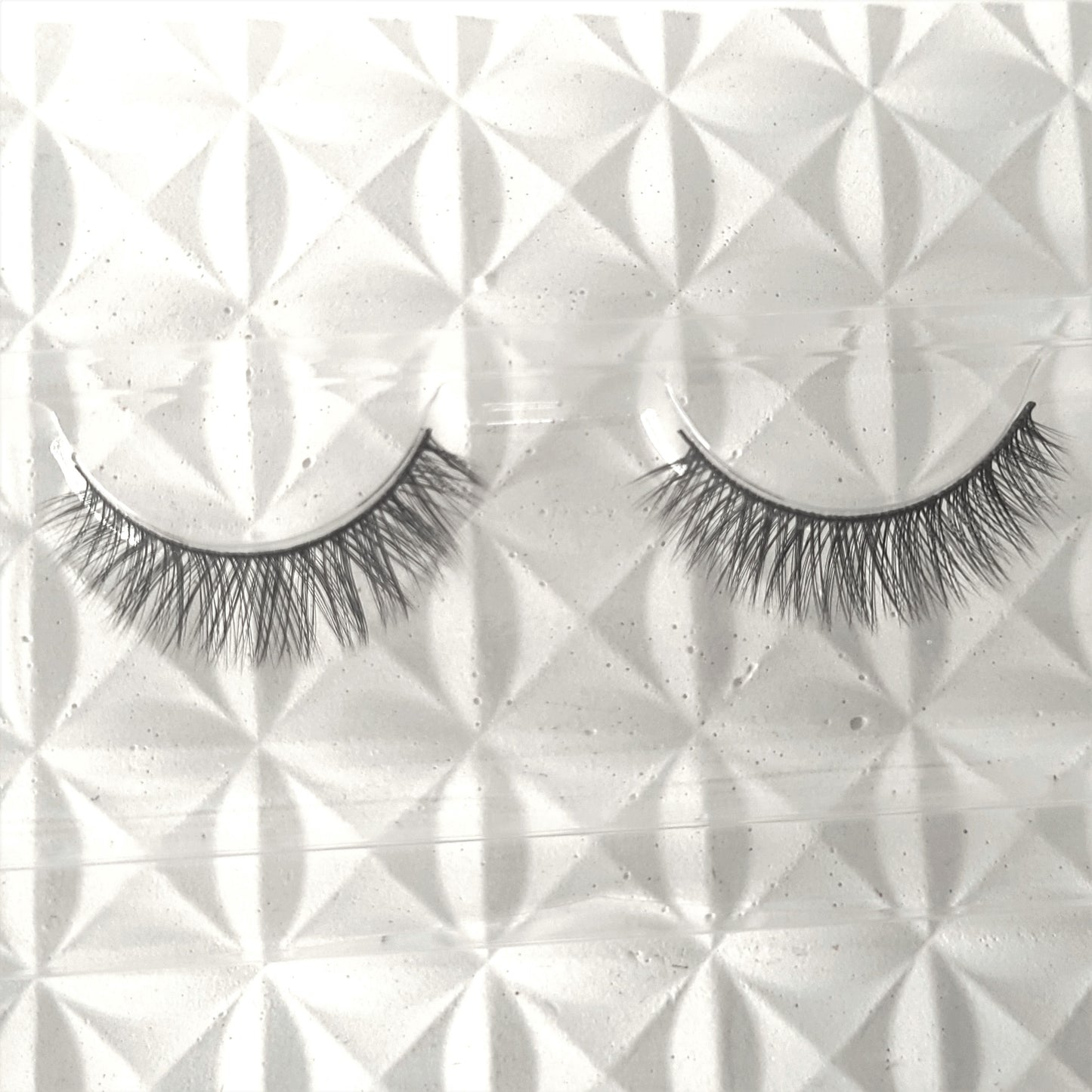 MIT Natural Look Synthetic Vegan Silk False Lashes
