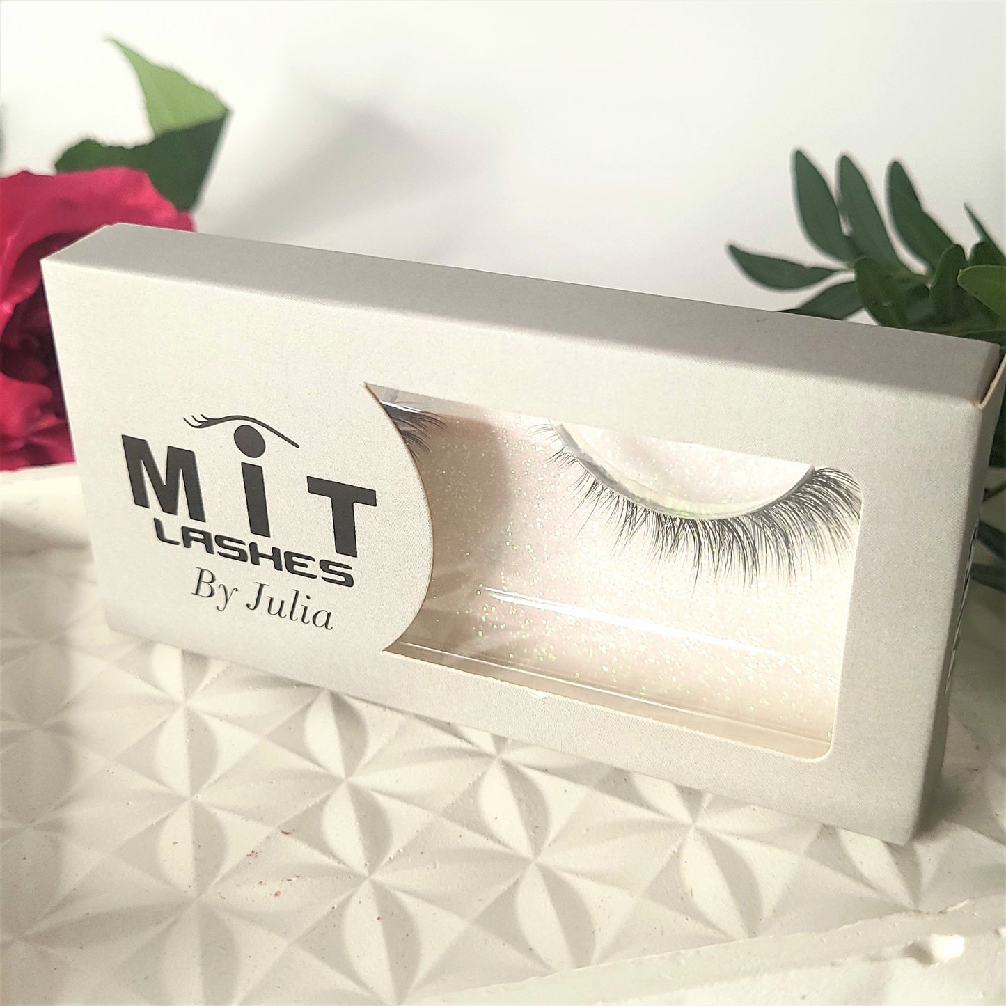 MIT Wispy Look Synthetic Vegan Silk False 3D Lashes