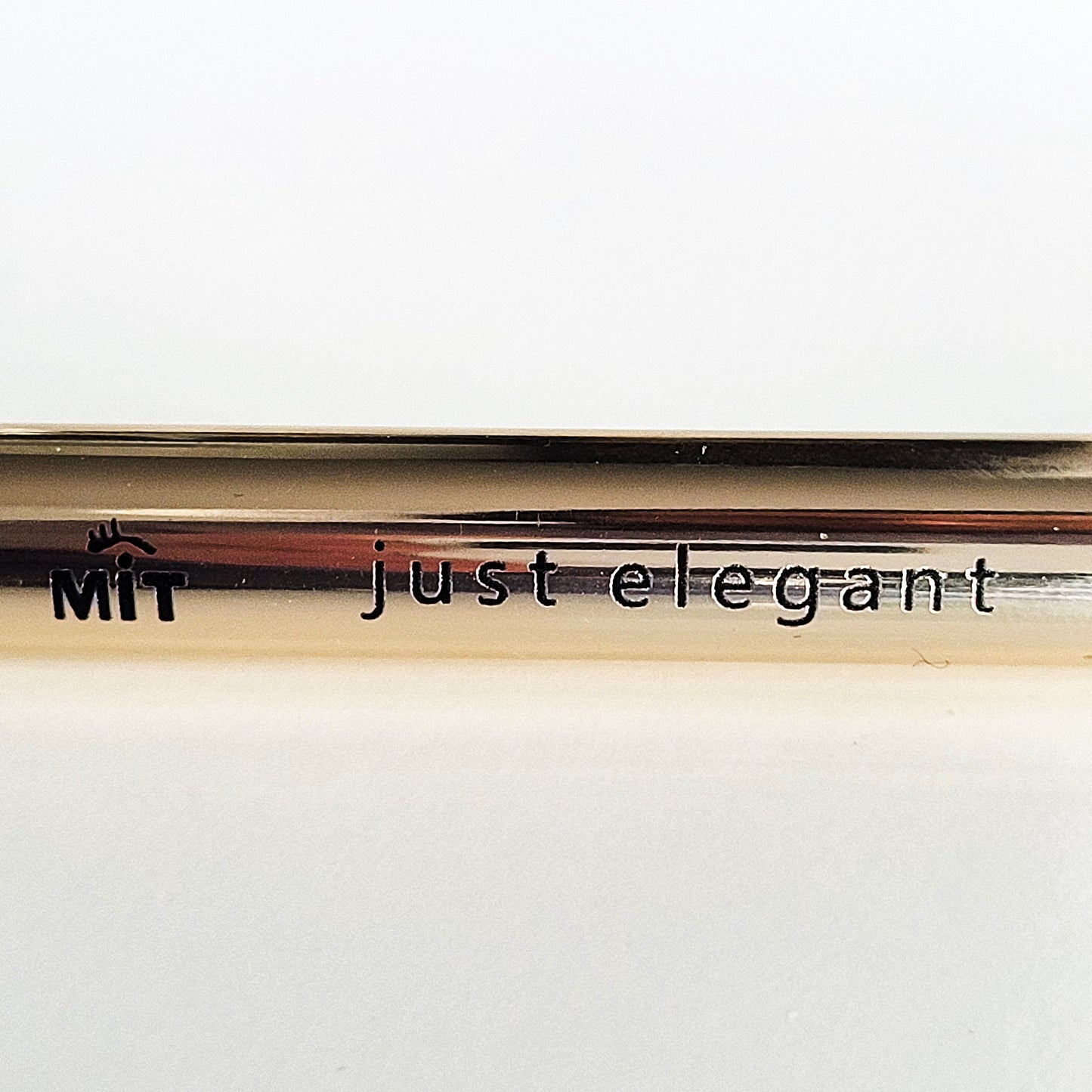 MIT Just Elegant Black Liquid Eyeliner Pen