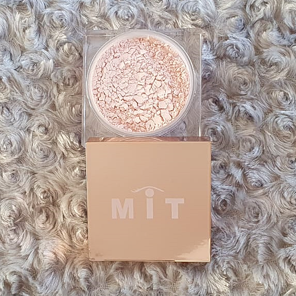 MIT Translucent Loose Setting Powder - ( Fair Light ) Oil Control Setting Powder